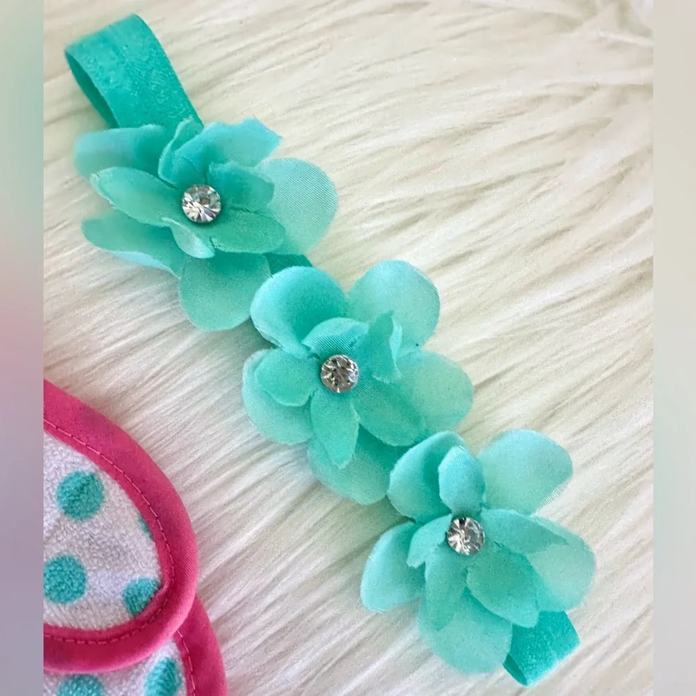 FLORAL BIB SET